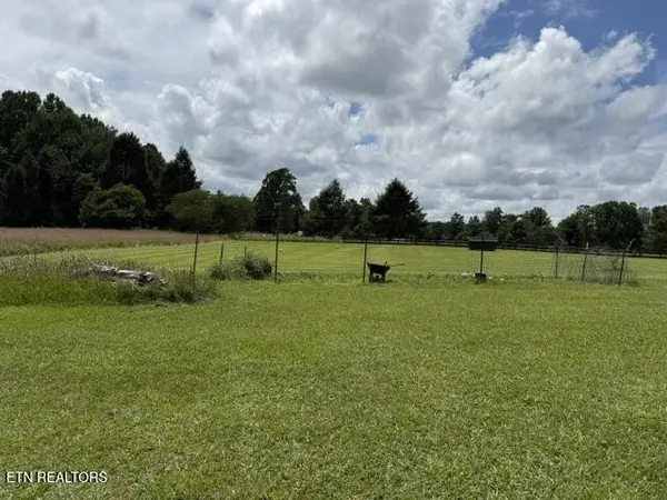 139 S Sycamore Lane, Crossville, TN 38572
