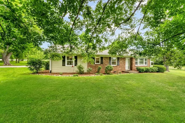 2086 Wilson Pike, Franklin, TN 37067