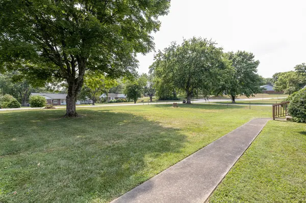 206 Experiment Ln, Columbia, TN 38401