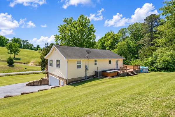 1045 Walnut Grove Church Rd, Dayton, TN 37321