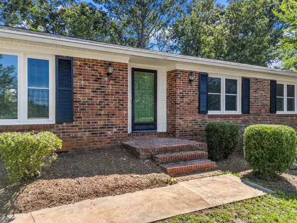 355 Ferndale DR, Boiling Springs, SC 29316