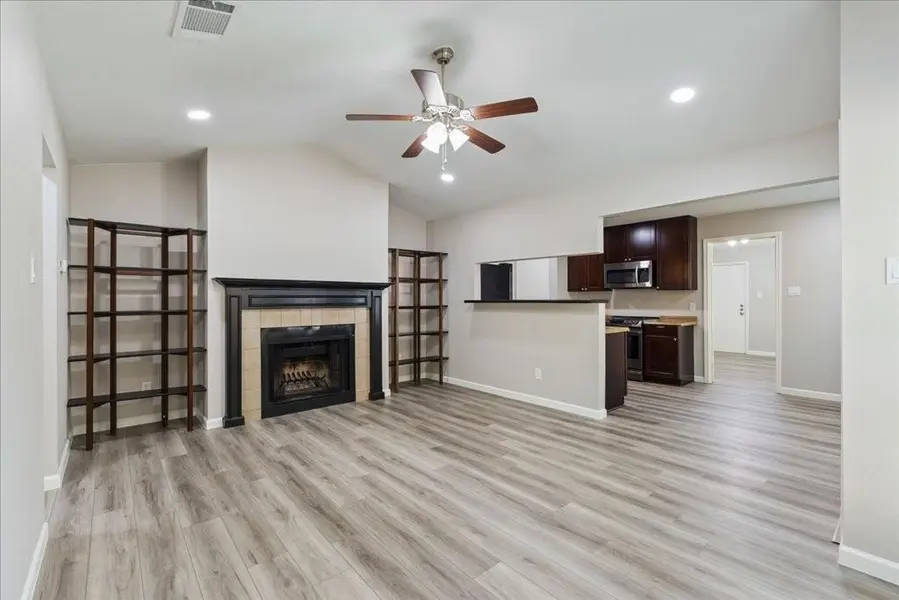 13300 Cowdray PARK #A, Austin, TX 78729
