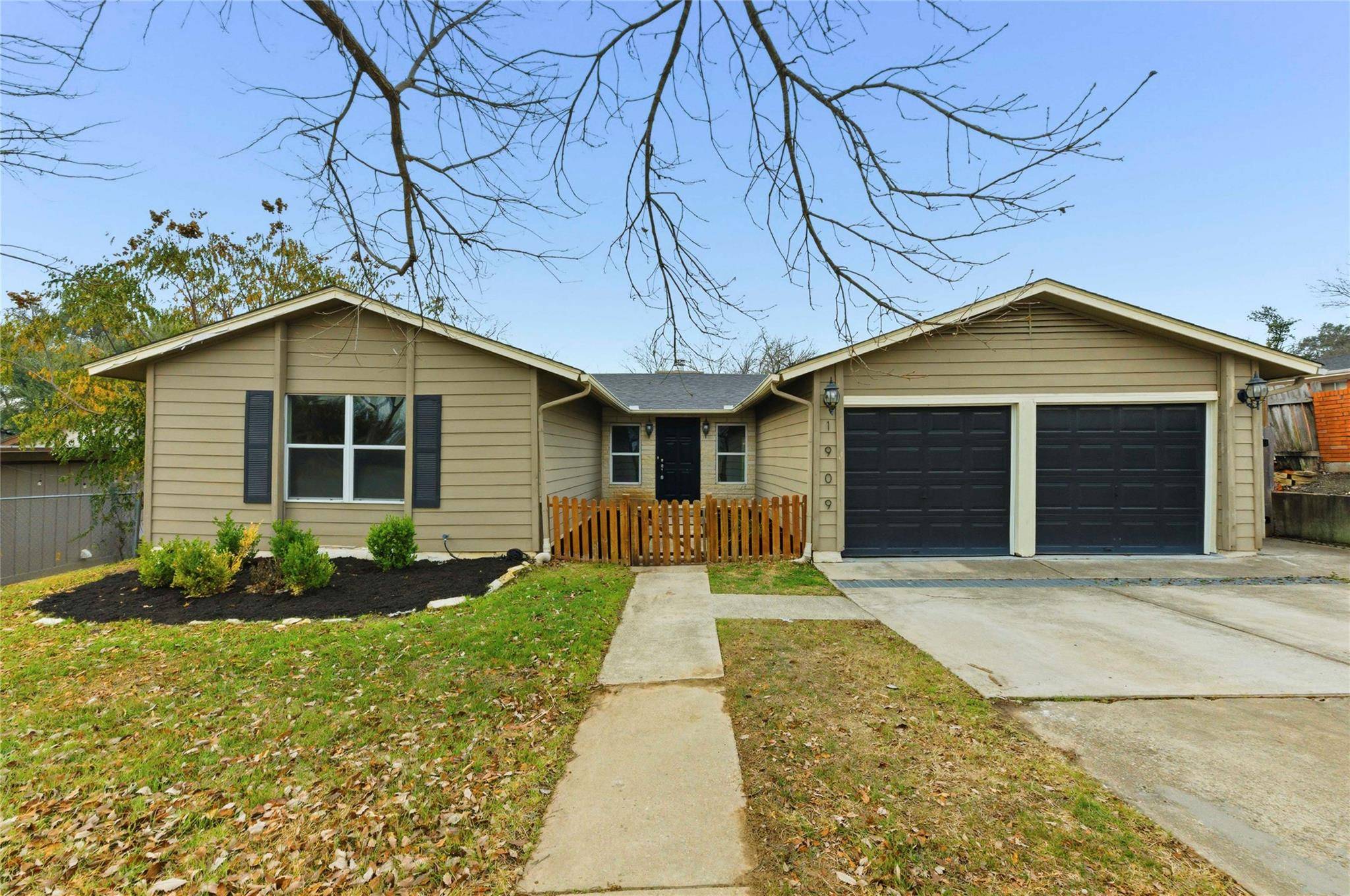 1909 Crooked LN, Austin, TX 78741