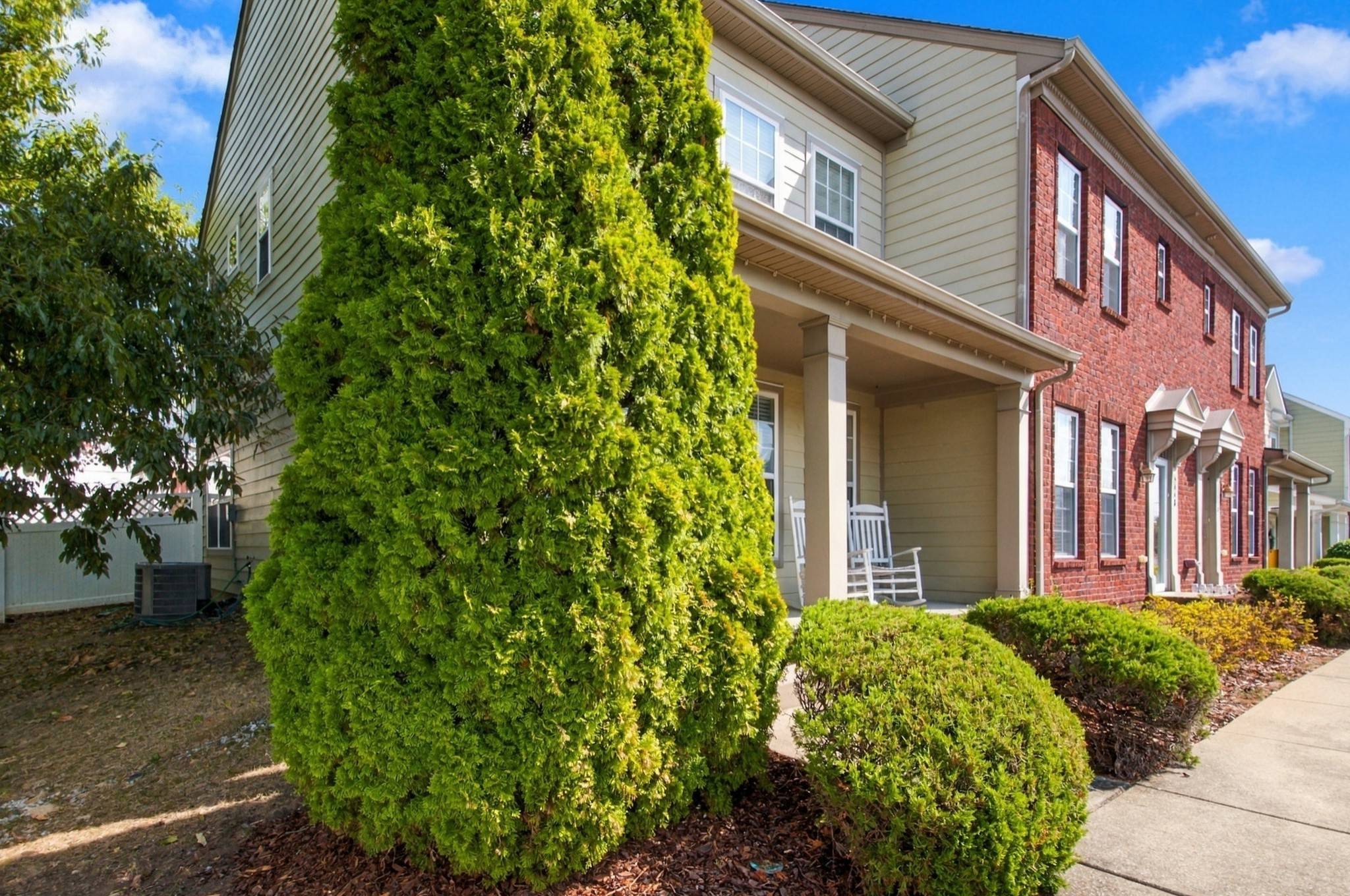 5466 Edmondson Pike #End, Nashville, TN 37211