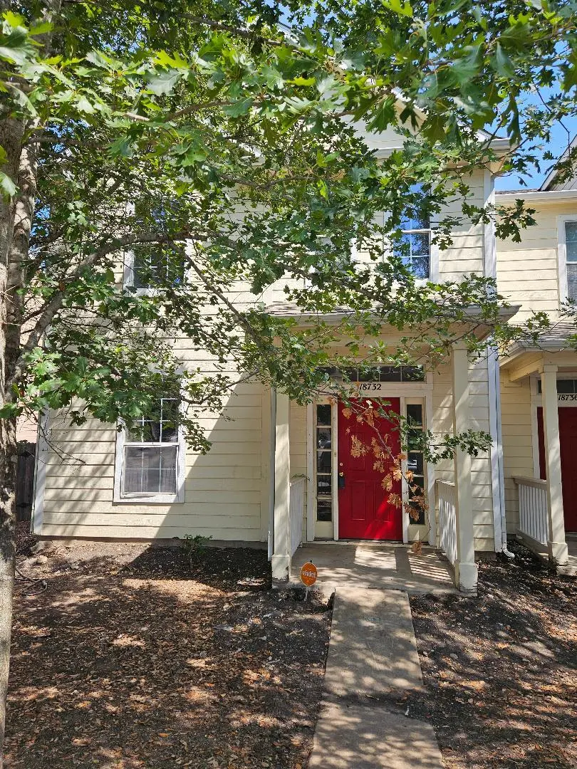 18732 Imperial Eagle LN, Elgin, TX 78621