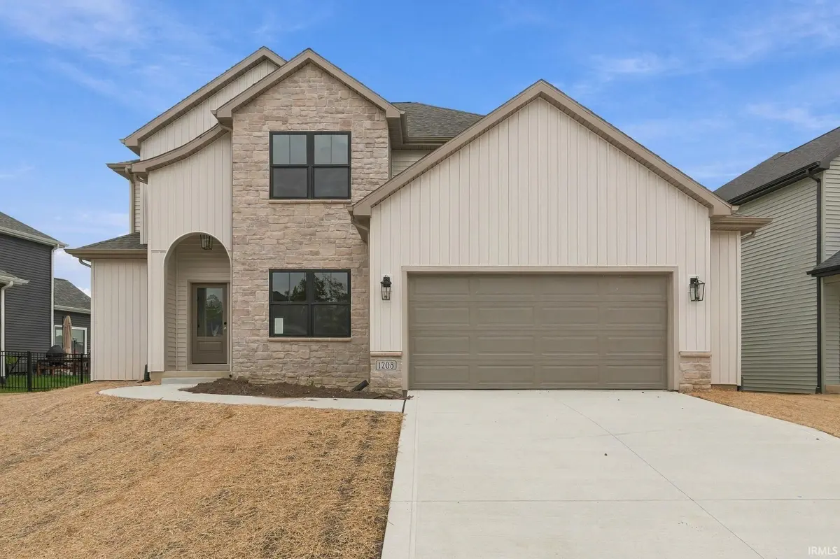 1208 Arthur Heights DR, Fort Wayne, IN 46818