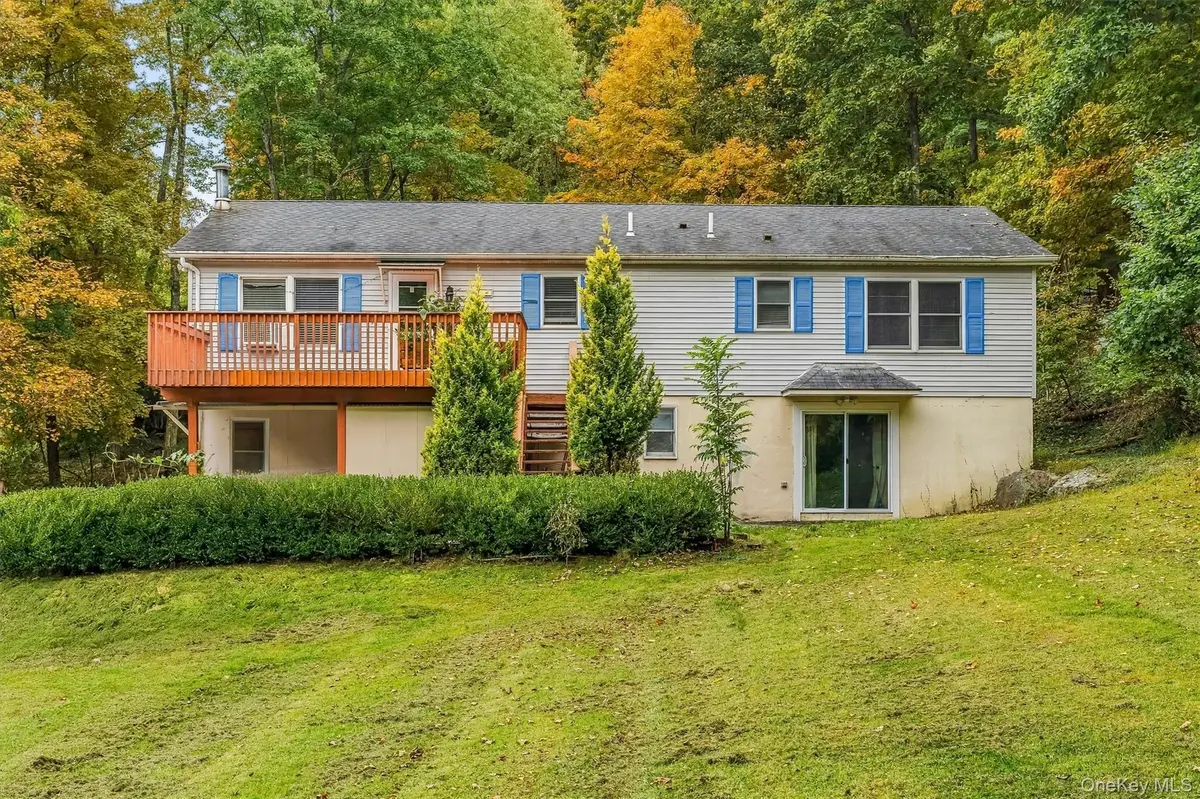 86 Main ST, Otisville, NY 10963