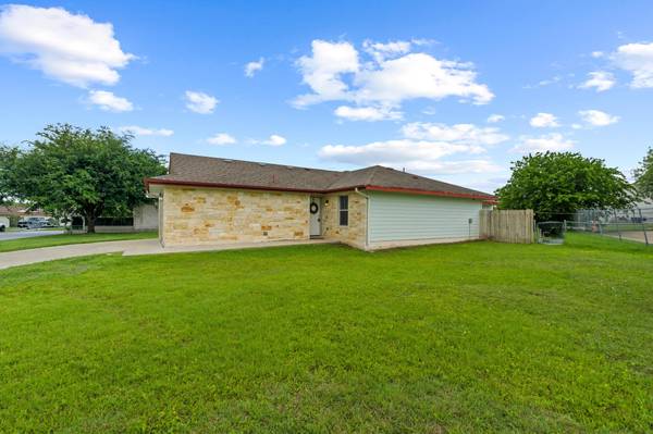 245 Marvin CV, Hutto, TX 78634