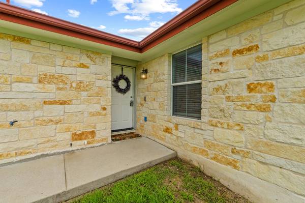 245 Marvin CV, Hutto, TX 78634