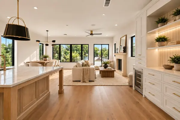 701 Hi Dr N #A, Horseshoe Bay, TX 78657