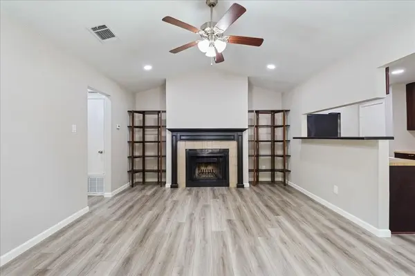 13300 Cowdray PARK #A, Austin, TX 78729