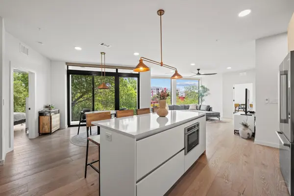 2209 S 1st ST #328, Austin, TX 78704