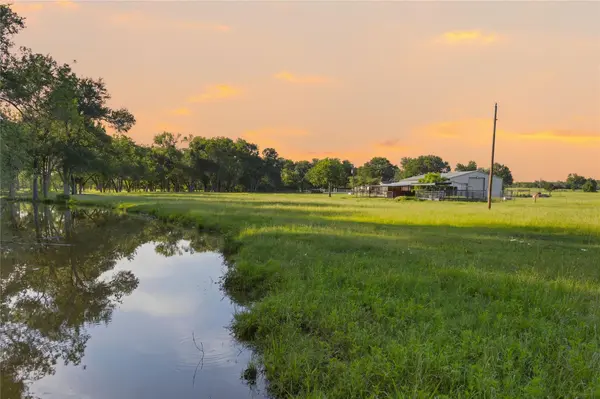 4140 County Road 467, Elgin, TX 78621