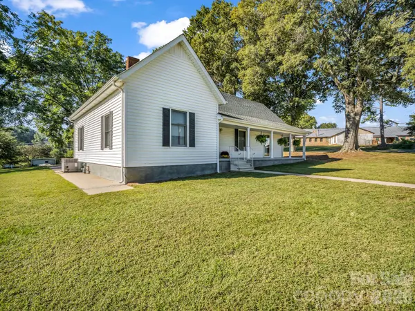 3833 Robert Riding RD, Shelby, NC 28150