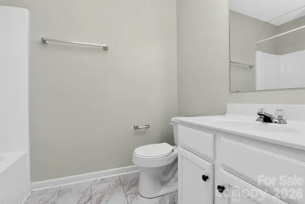 1713 Summit Ridge LN, Kannapolis, NC 28083