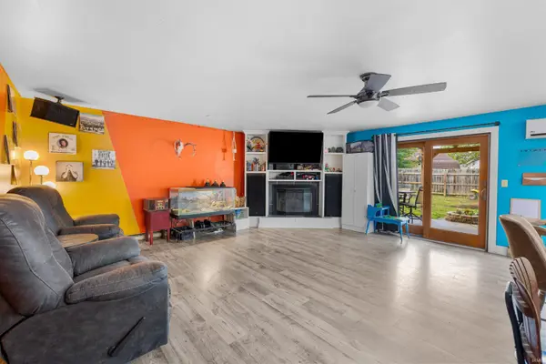 1305 Culbertson CT, Auburn, IN 46706-3109