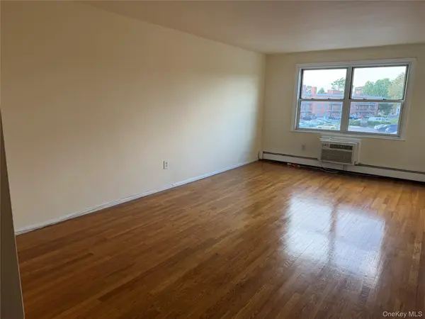 120 S Park AVE #2-B, Rockville Centre, NY 11570