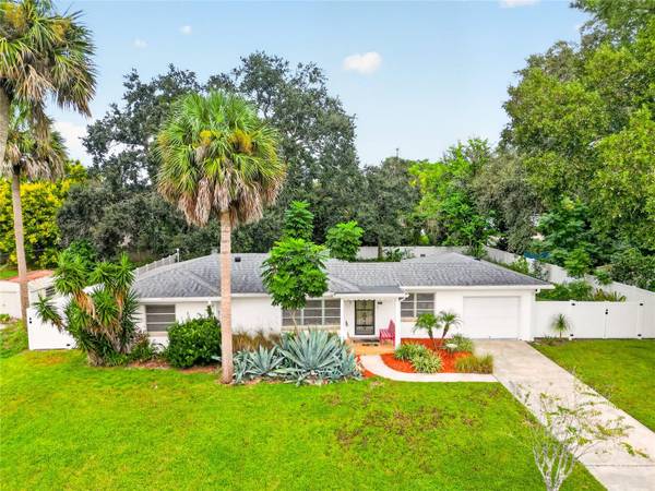 2329 SOUTHLAND RD, Mount Dora, FL 32757