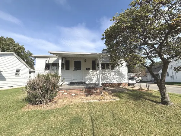 1020 S Ledford ST, Harrisburg, IL 62946