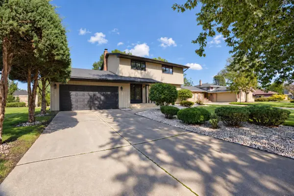 1005 Fran Lin Pkwy, Munster, IN 46321