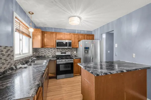 6781 Brunswick AVE N, Brooklyn Park, MN 55429