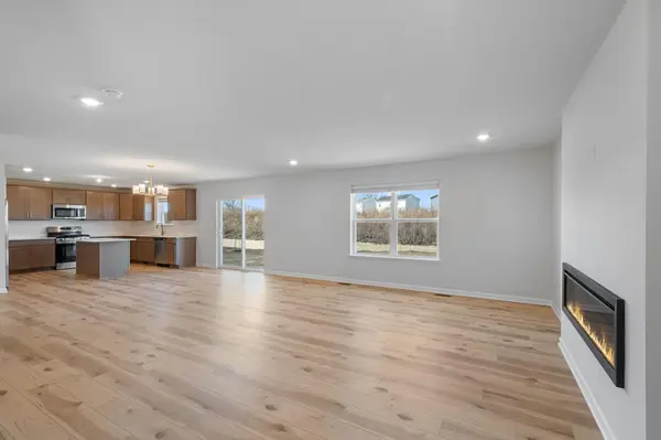 11631 16th CIR NE, Saint Michael, MN 55376