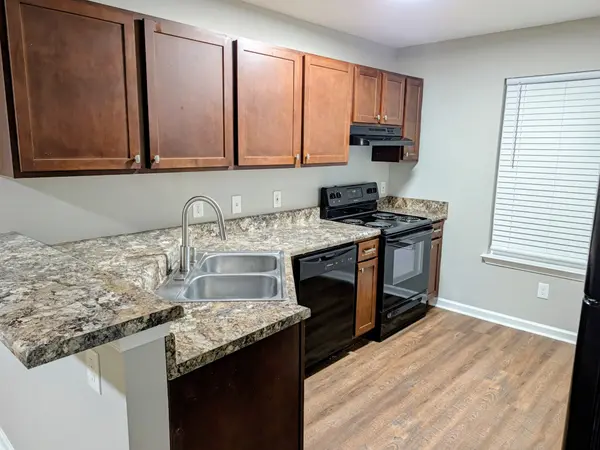 1561 Center Pointe Dr, Murfreesboro, TN 37130