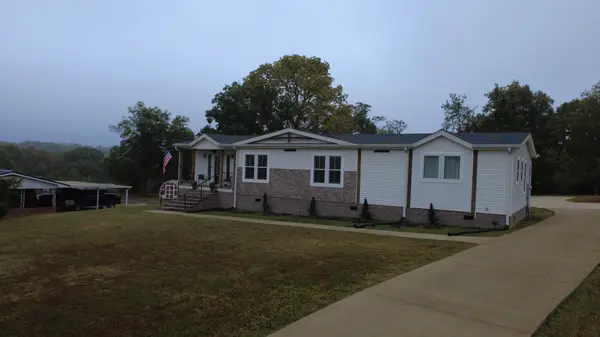 410 Columbia Ave, Centerville, TN 37033