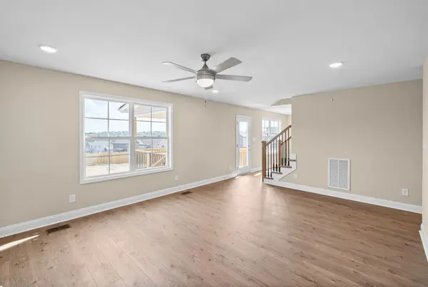 412 Park Glen Lane, Clarksville, TN 37042