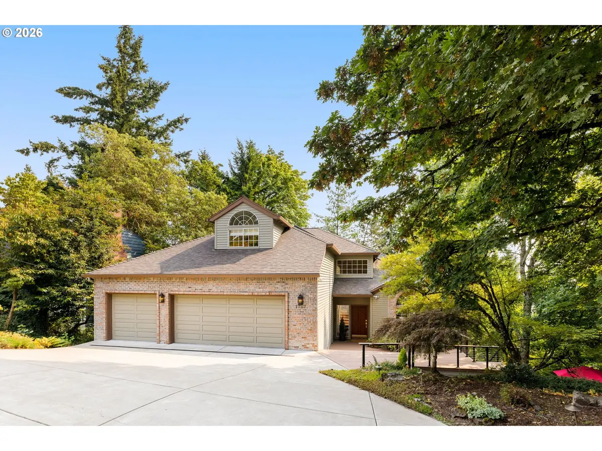 1727 SW WESTWOOD DR, Portland, OR 97239
