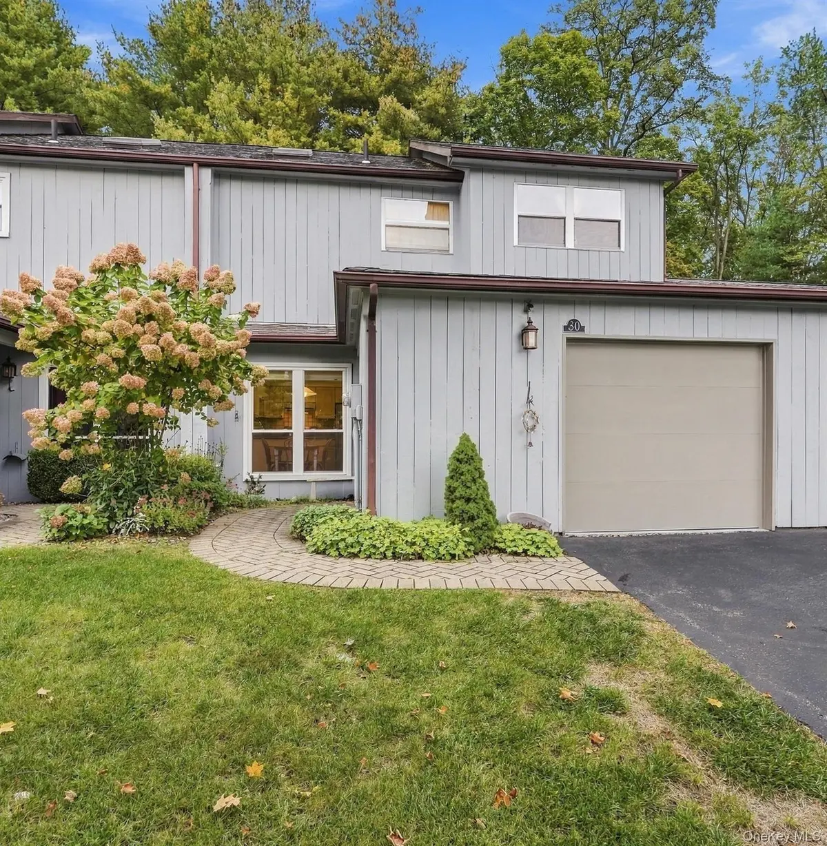 30 E Knoll, Rhinebeck, NY 12572