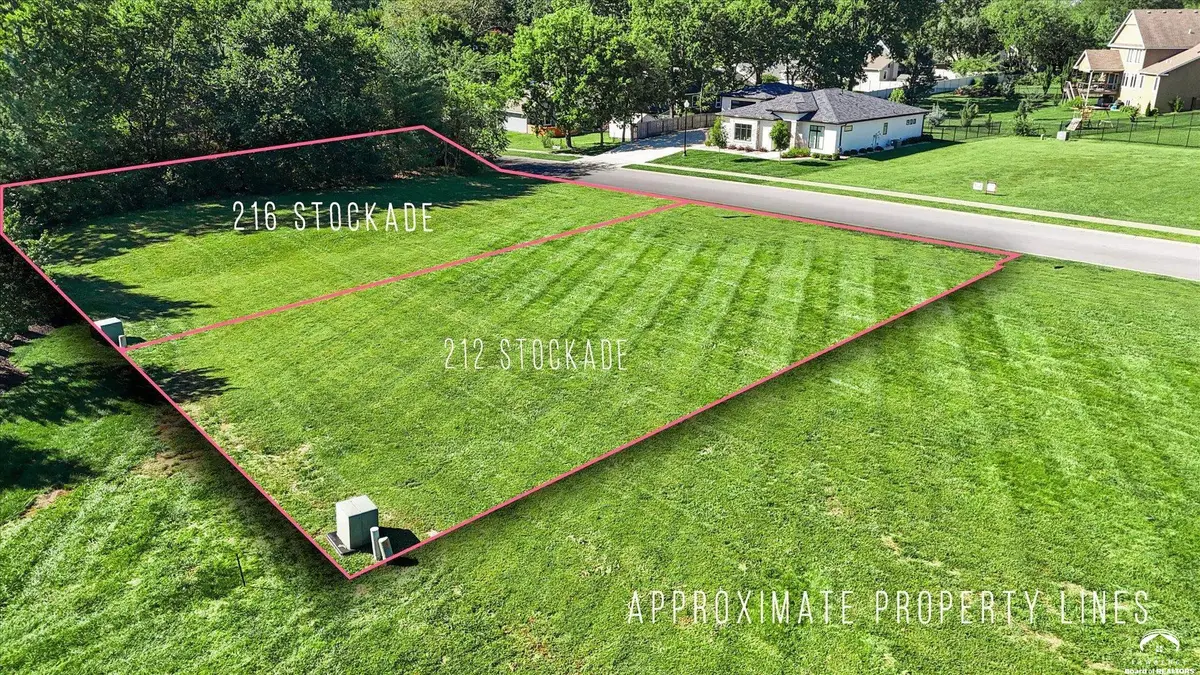 212 Stockade ST, Lawrence, KS 66049
