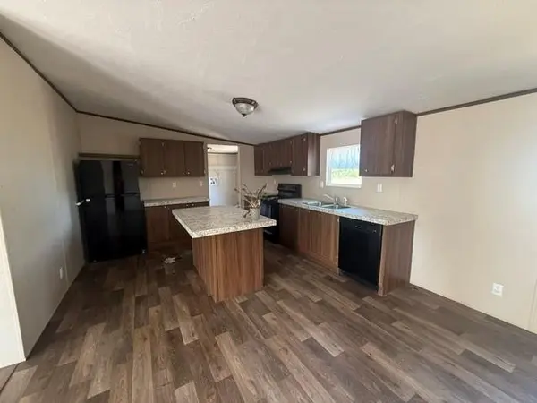10 Seals Creek RD, Lockhart, TX 78644