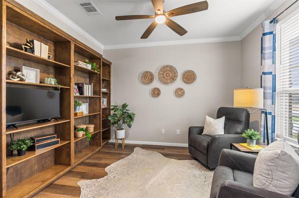 417 Ibis Falls LOOP, Jarrell, TX 76537