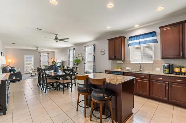 417 Ibis Falls LOOP, Jarrell, TX 76537