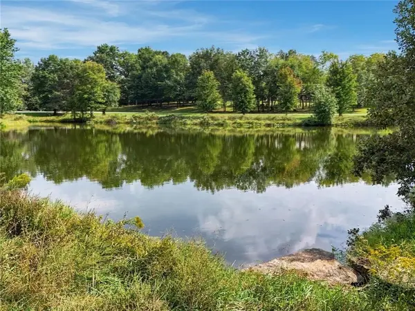 Betty Jane RD, Kingston, MO 64650