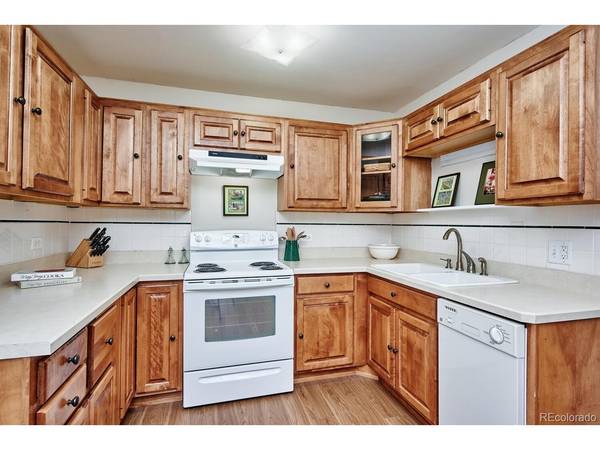 695 S Alton #2B, Denver, CO 80247