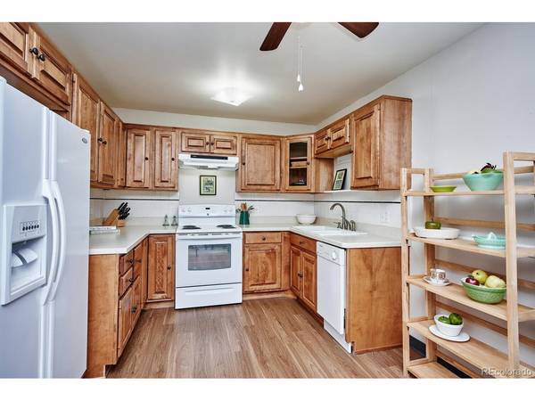 695 S Alton #2B, Denver, CO 80247