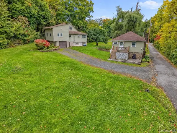 2 Iris RD, Cornwall, NY 12518