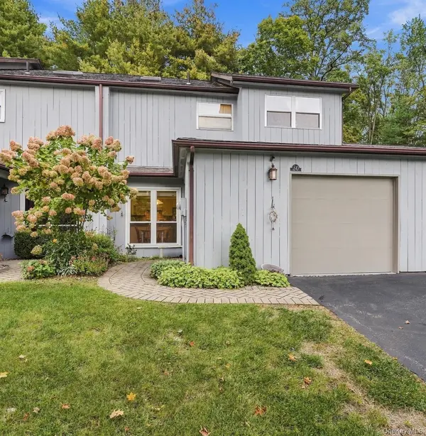 30 E Knoll, Rhinebeck, NY 12572