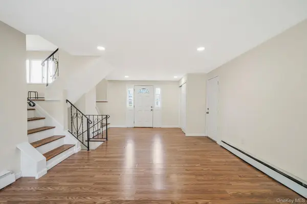 180 Branch AVE, Central Islip, NY 11722