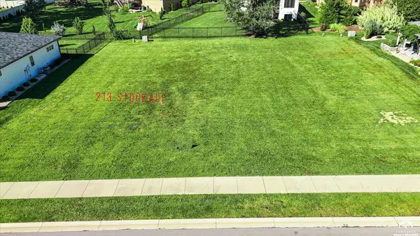 213 Stockade ST, Lawrence, KS 66047