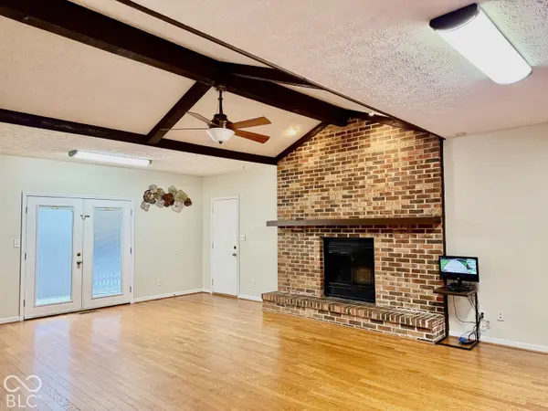 633 Pioneer DR, Indianapolis, IN 46217