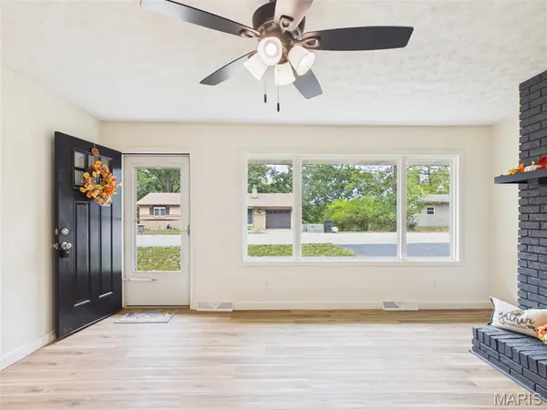 608 Sunset DR, Waynesville, MO 65583