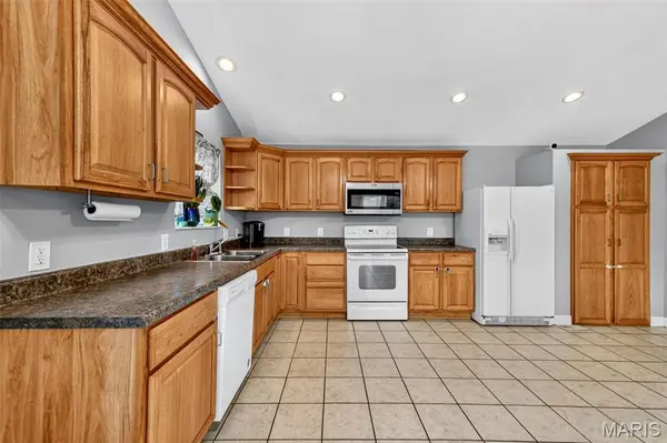 400 Olive ST, De Soto, MO 63020
