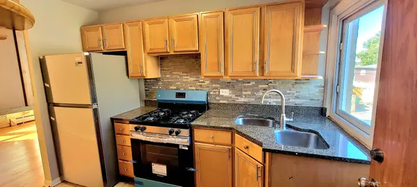 3810 Ruby ST #2W, Schiller Park, IL 60176