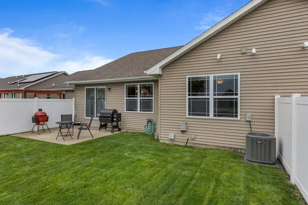 108 Sunset CT, Fisher, IL 61843