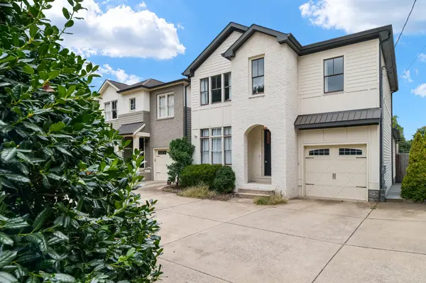 2803A White Oak Dr, Nashville, TN 37215