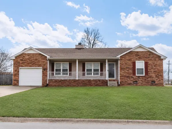1000 Monica Dr, Clarksville, TN 37042