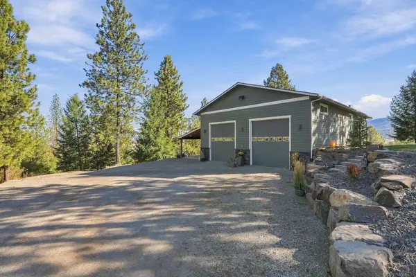 6807 S Bridle Ln, Greenacres, WA 99016